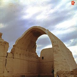 دانلود پاورپوینت ارائه معماری دوره ساسانیان